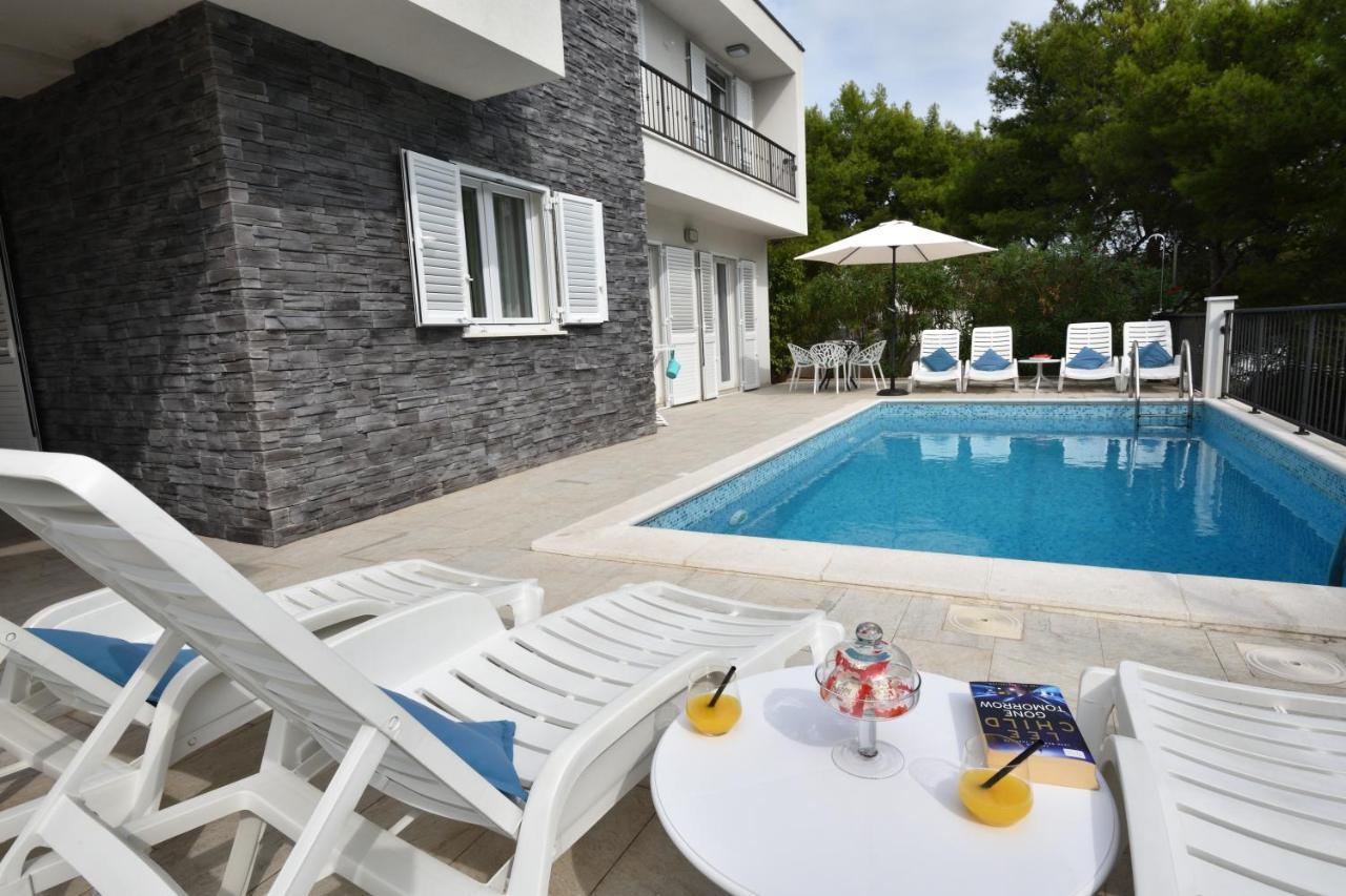 Apartments Nika Primosten Exterior photo