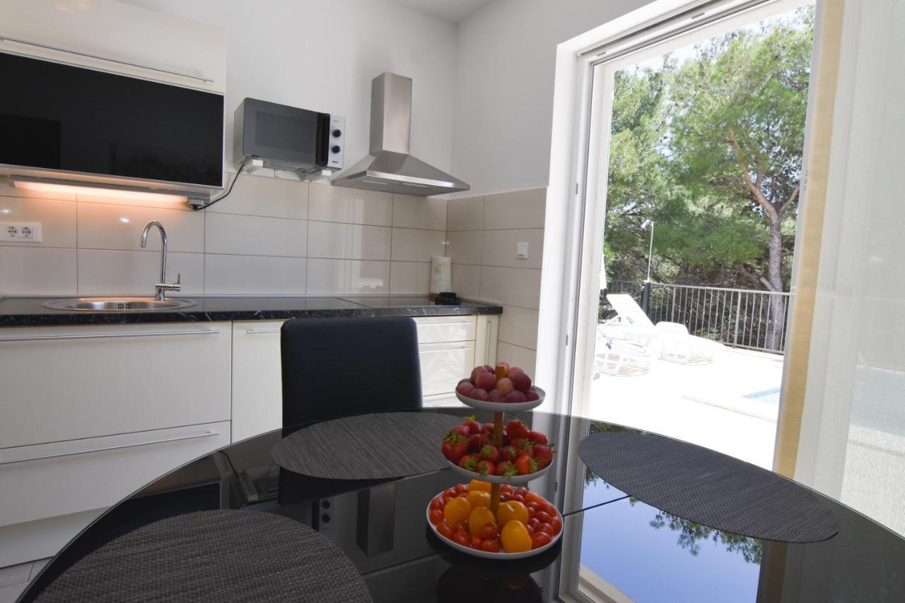 Apartments Nika Primosten Exterior photo