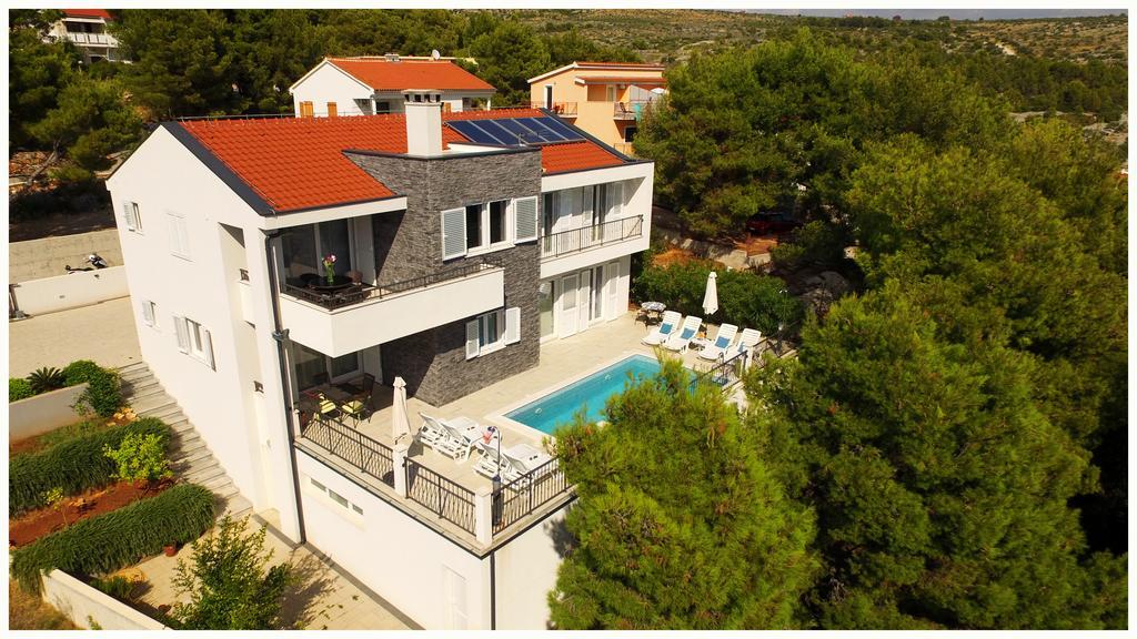 Apartments Nika Primosten Exterior photo